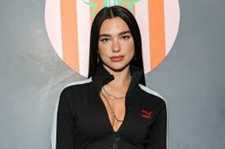 Dua Lipa.