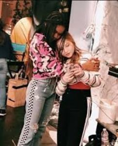 Riele Downs, Ella anderson.