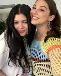 Addison Riecke. Kira Kosarin.