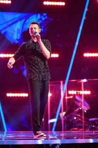 819b930e-5c6e-43a3-b216-1978eba83c5d