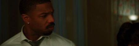 simţit jignit, mă trimiţi la nebuni?!” Vocea i se crapă uşor pe final, dar o acoperă cu un ton mai; rigid. Observă plecare ei, lucru ce îl înfurie şi mai tare. „N-am nevoie să-mi spună ce să fac o psihologă corporativă cu un carneţel şi un complex de superioritate!” Glasul îi răsună până pe hol,
