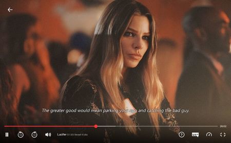 じゅーいChloeDeckerɞ‿　ϯ⁴ x7Captivate.