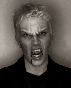 A ᵛᵃᵐᵖⁱʳᵉ’ˢ night out