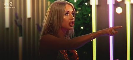 ᔆᴱᴬᔆᴼᴺ ⁷ˑFaye loses it at Teddy ⸺ Faye’s rant—branded ‘horrendous’, ‘abusive’, and; ‘gaslighting’ by fans of the show—resulted in the most expletive-ridden episode ever, with reports that contestants swore 125 times, while Faye is said to have said ‘f*ck’ 57 times.
