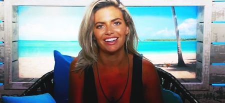 ᔆᴱᴬᔆᴼᴺ ⁴ˑMegan’s 24-hour boyfriend switch⸺She dumped Eyal, kissed Wes, and had; the entire villa speechless within one episode.
