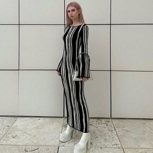 ،17ᵗʰꫜov،　⋆☾ℳ̣ọọṇṿẹịḷ‧ silver ℓịg̣ḥṭ.