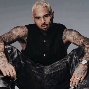 Go on a ḏa̱t̠e̠ with ་⁐̤♥ℭ̣ḥṛịṣ་ℬ̣ṛọẉṇ.̡