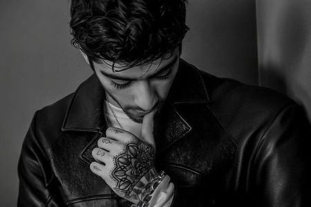 ʲᵃⁿ ⁵ˑ todαч‛s توصية ʳᵉᵃʳ ᵛⁱᵉʷ　Heard about all the things you’ve done, and all the wars that; you’ve been in. Heard about all the love you lost, it was over before it began. Heard about all the miles you’ve gone, just to start again.
