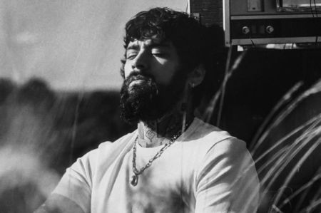 ʲᵃⁿ ⁶ˑ todαч‛s توصية ᵐʸ ʷᵒᵐᵃⁿ　I fill my cup to forget her, I’ve known it from the get up.; This is my demise. Love me partly leave me tonight, say, “Don’t fall in pieces,” I might. Just for the fun of it, let my mind just roll with it tonight.
