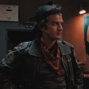 ◝❥·̩̩̥͙, St̤eve Ha̤r̤ri̤ngto̤n̤ ᵖˡᵃʸᵉᵈ ᵇʸ   Joe Keery