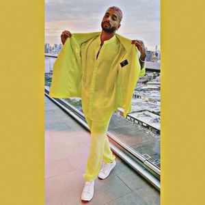 • elysian got Maluma Baby in yellow.