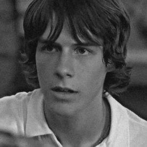 • Ryan Cooley won’t play Vinnie Nasta as a teenager. @merthur