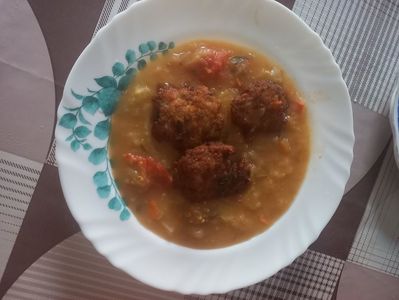 Mancarica de vinete cu chiftele
