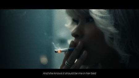 　　　　　　　　　　⋆｡♪  She knows it。; 　　　　　　　　　　
⋆｡♪ by Maggie Lidemann。
