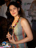 zarine-endorses-sky-mobiles-5