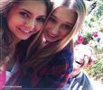 》 Heeey :X #caro,klaus,anna ;3 *se ridica cu tot cu ea=)))*#zoe