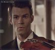 *continue sa cante la vioara si face ca SOPRANELE=))))ridica vocea* aaaaaaaa =)))))))))