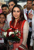 Karisma-Kapoor-in-Anarkali-at-Vibrant-Vivah-Wedding-Festival-20131
