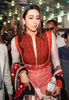 karisma-kapoor-visits-vibrant-vivah-wedding-festival-2013-1-7