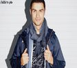 ;; clk *se duce langa ea si o imbratiseaza pe la spate*