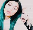⊿◤;. #vine din camera ei cu o carte in mana , se pune pe canapea si citeste ;