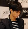 Sh| ..[se uita in continuare la Yura; puppy eyes] .. :o3
