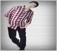 - |se fereste si tipa| Bhhhaiii, ai grija...#n=))))) |vede o veverita si fuge dupa ea|
