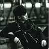 Sh| ..Asa. Vorbiti in continuare de parca nu as fi aici. :)