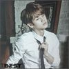 YS| E geloasă, n-o băga în seamă. Lumânări parfumate? ;;) .. =)) #Suga
