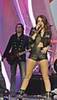 miley-cyrus_COM_PerformingfortheQueenofEngland_7Dec2009_06