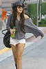 miley-cyrus_COM-studiocity2009aug8-mos-coffeleaf113