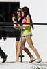miley-cyrus_COM_Miamipool_03Dec2009_46