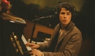 nick-album-pics-nick-jonas-9902747-512-303