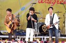 400_jonasbrothers_090612_slovekin_88448414 (15)