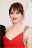 dakota-johnson-melanie-griffith-oscars-2015-04