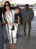 kim-kardashian-adopte-les-rayures-avec-north