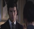Stati..incerc eu ceva *se duce si o impinge cu carjele in q;;ur*