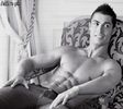 Dai de baut :)) *o trage peste el*