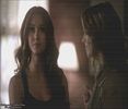 ☾wayward✧daughter❥;. # iese din mașină și se uită în jur.