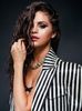 selena-gomez-535392l-poza