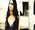 ☾wayward✧daughter❥;. # vede mesajul de la Ilie, iese din mașină și intră în aeoroport.