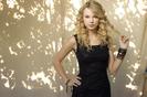 Taylor_Swift_1230494763_2