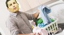 *scoate hainele din masina de spalat* Lasa sa stie si tactu ce plosnita a crescut