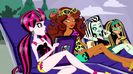 Monster High- relax with the sunny