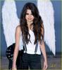 Selena_Gomez_1247633621_4[1]