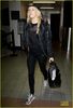 ellie-goulding-sports-perforated-top-for-lax-departure-01