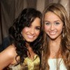 demi-lovato-chksXv