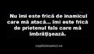 prietenul-fals-care-ma-imbratiseaza