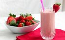 strawberry_cocktail_dairy_tubule_laying_43810_1920x1080