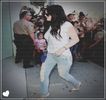 ✗ ռεεгց】● da normal !! :)) * face o piruetă apoi sare pe el *